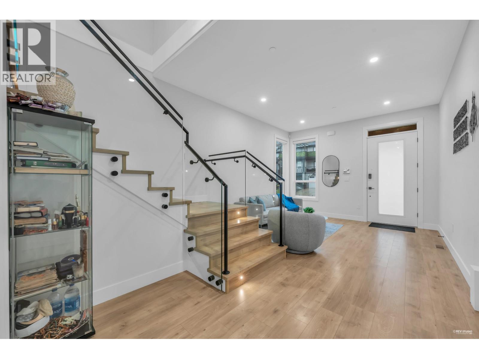 10509 Mcveety Street Property Photo 6