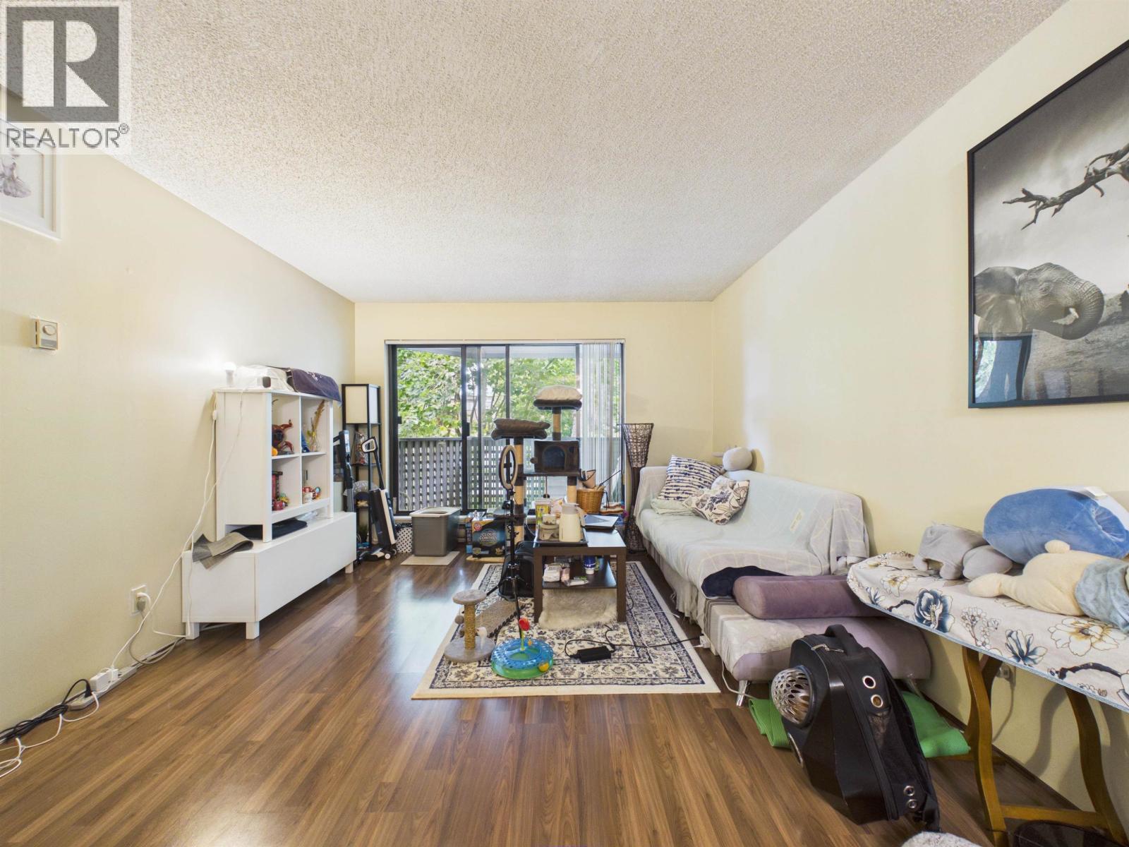 227 8700 Ackroyd Road Property Photo 9