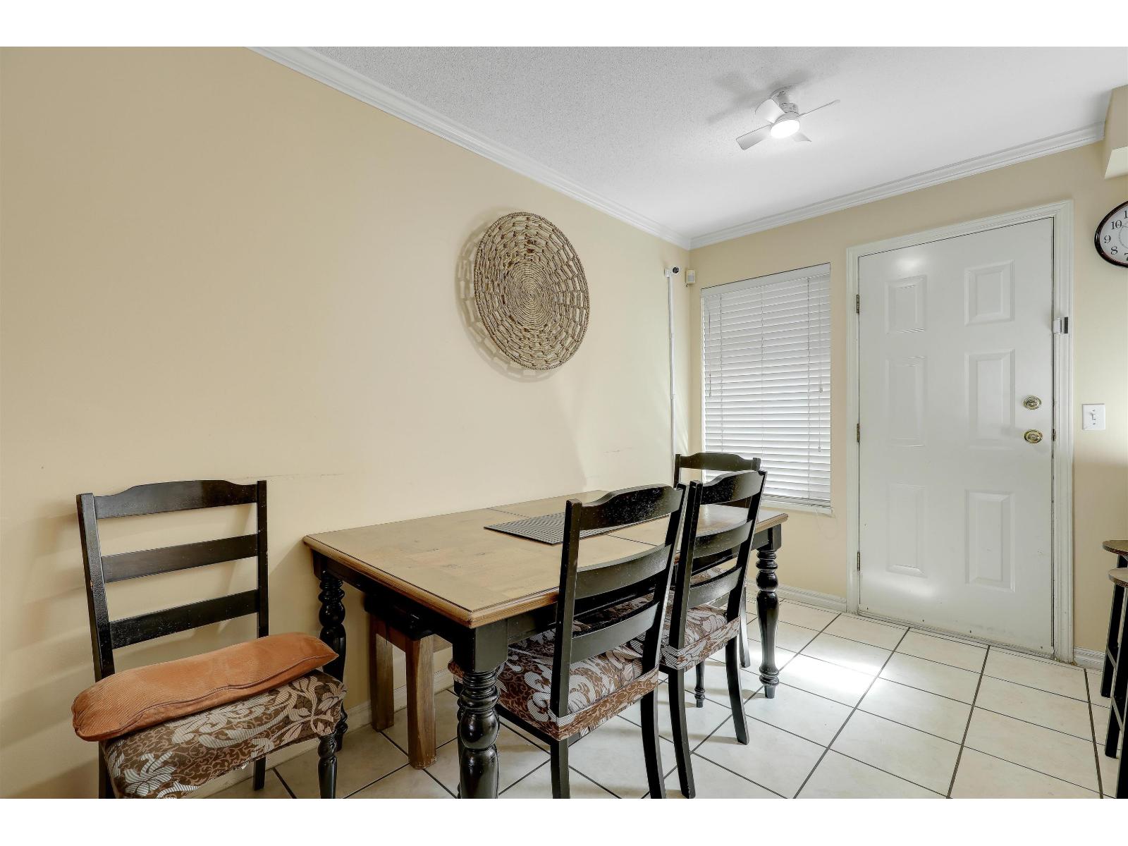 116 15501 89a Avenue Property Photo 6