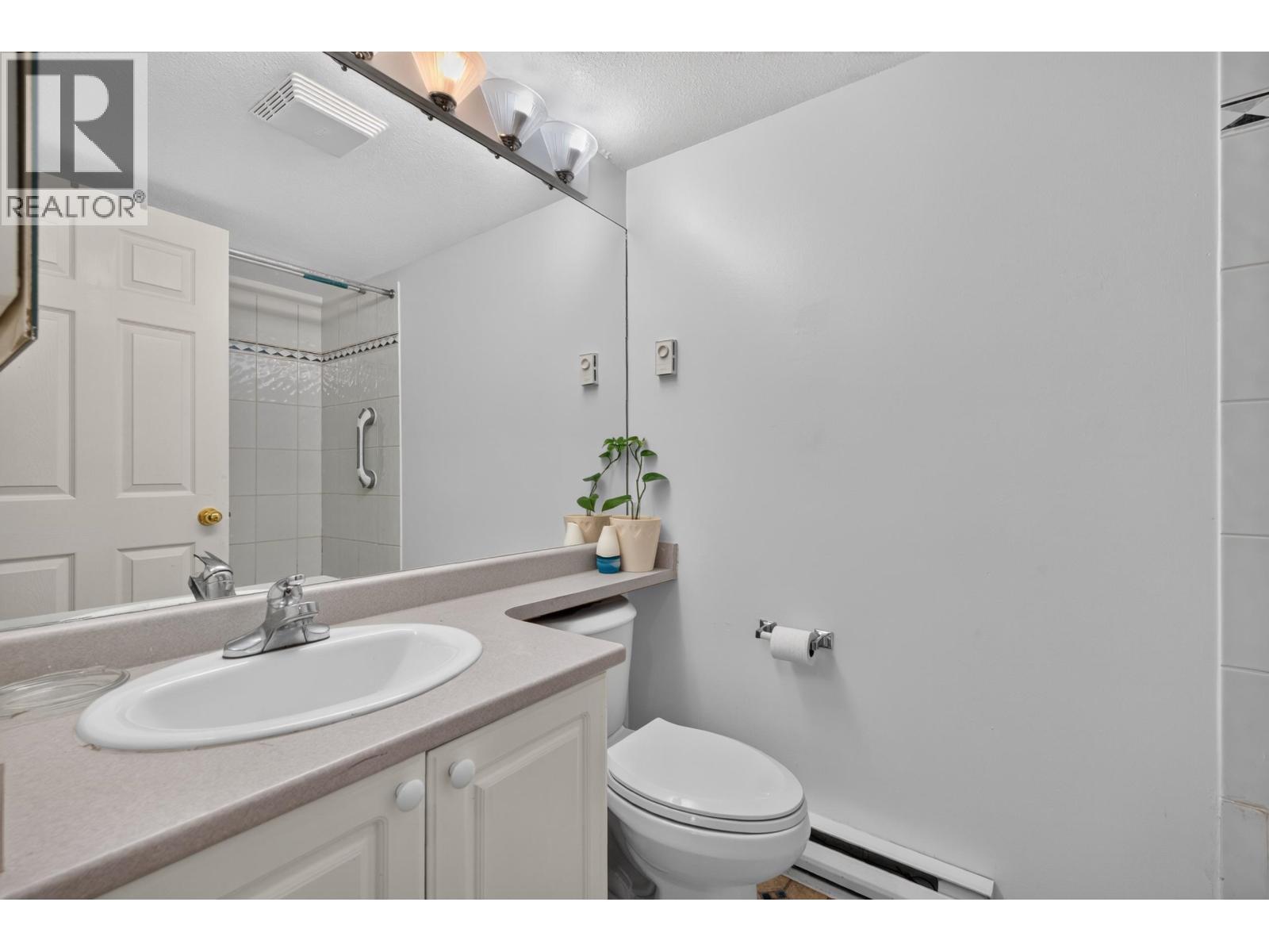 20 6588 Southoaks Crescent Property Photo 20