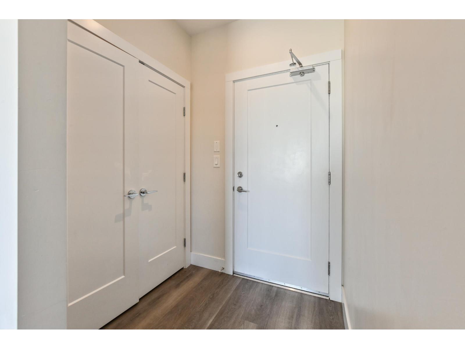 201 32838 Ventura Avenue Property Photo 37