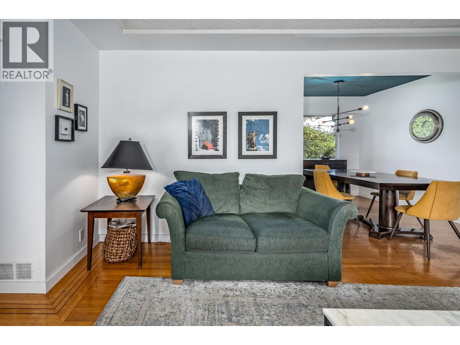 5529 8a Avenue Property Photo 12