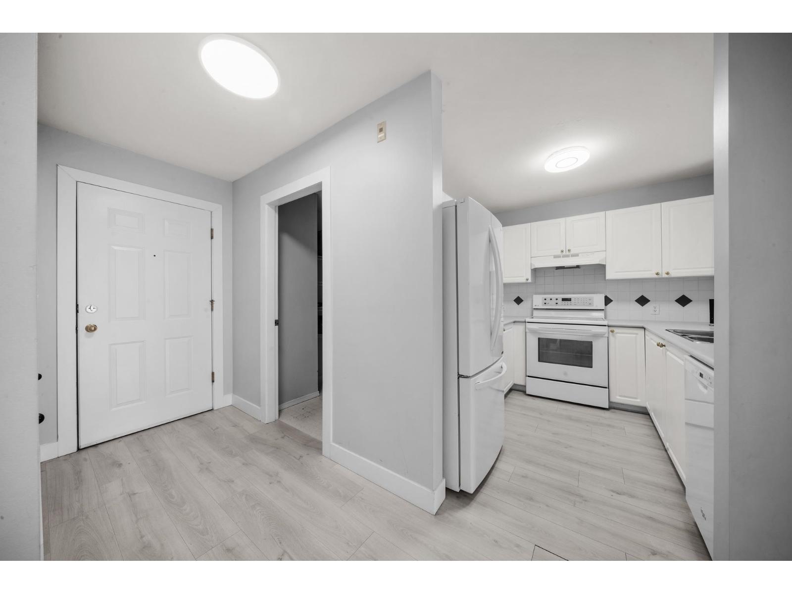 205 13680 84 Avenue Property Photo 11