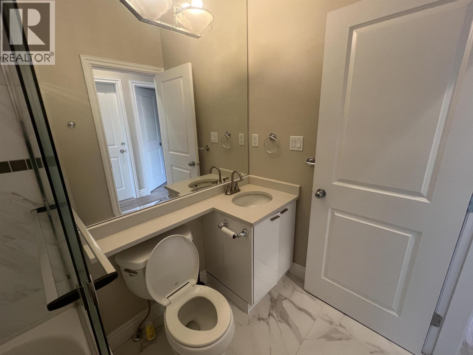 Mf 8006 Cartier Street Property Photo 4