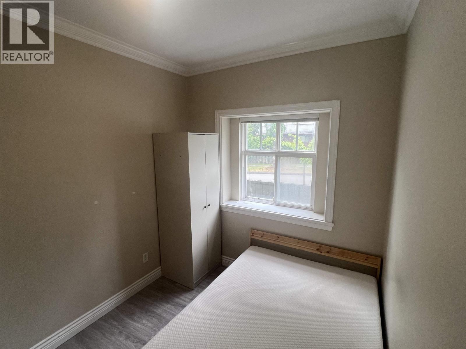 Mf 8006 Cartier Street Property Photo 16