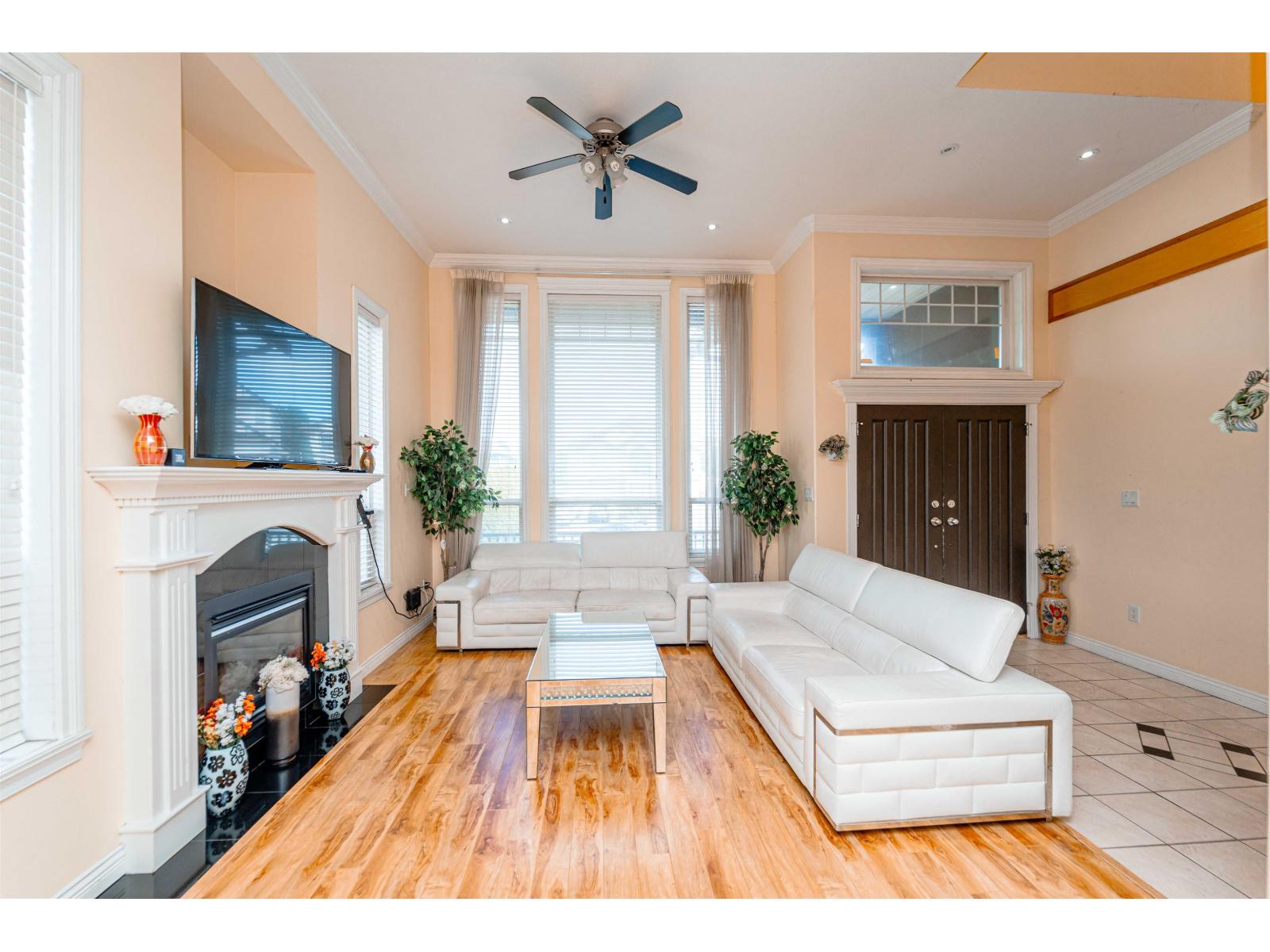 30580 Garnet Place Property Photo 6