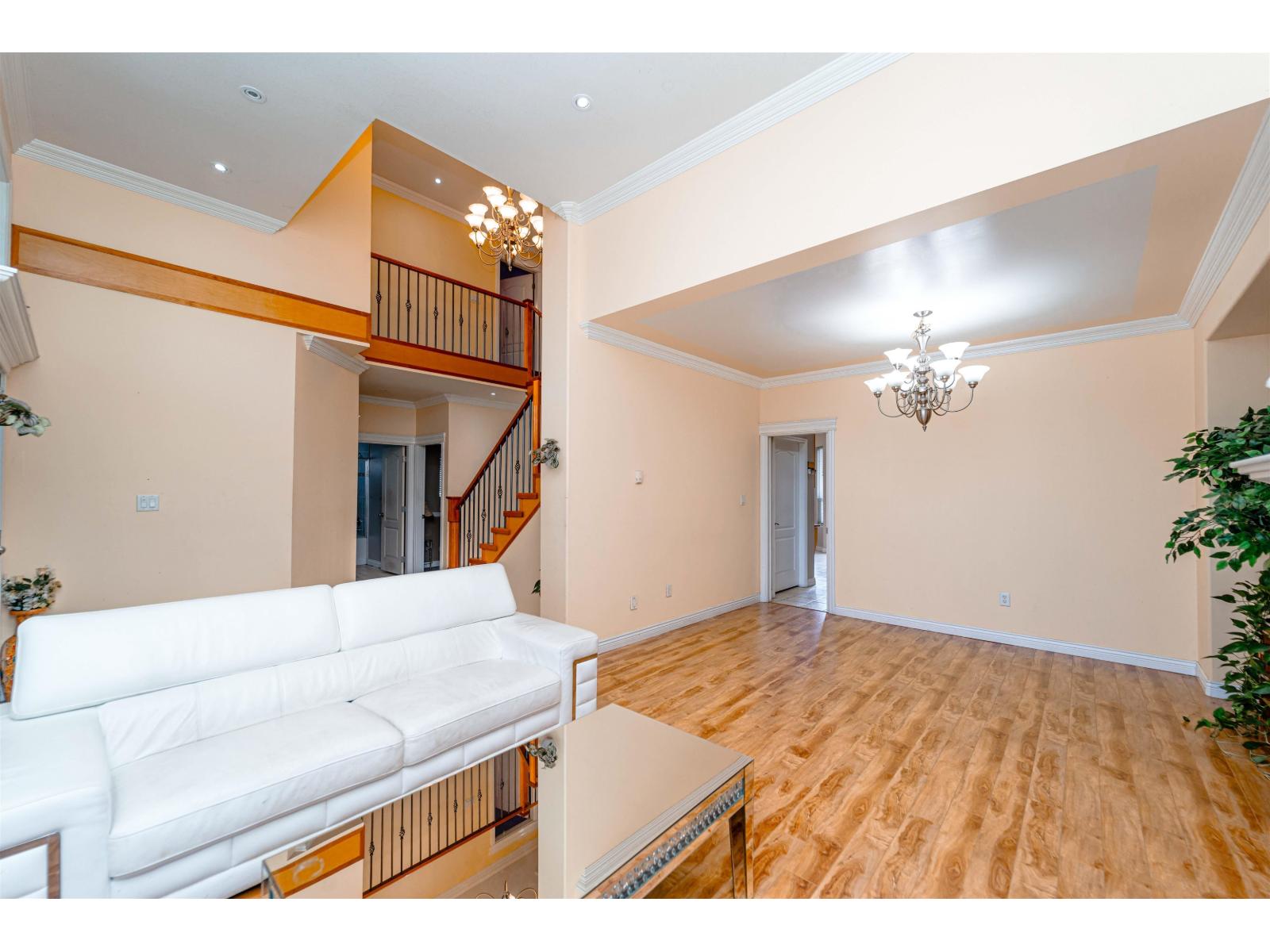 30580 Garnet Place Property Photo 7
