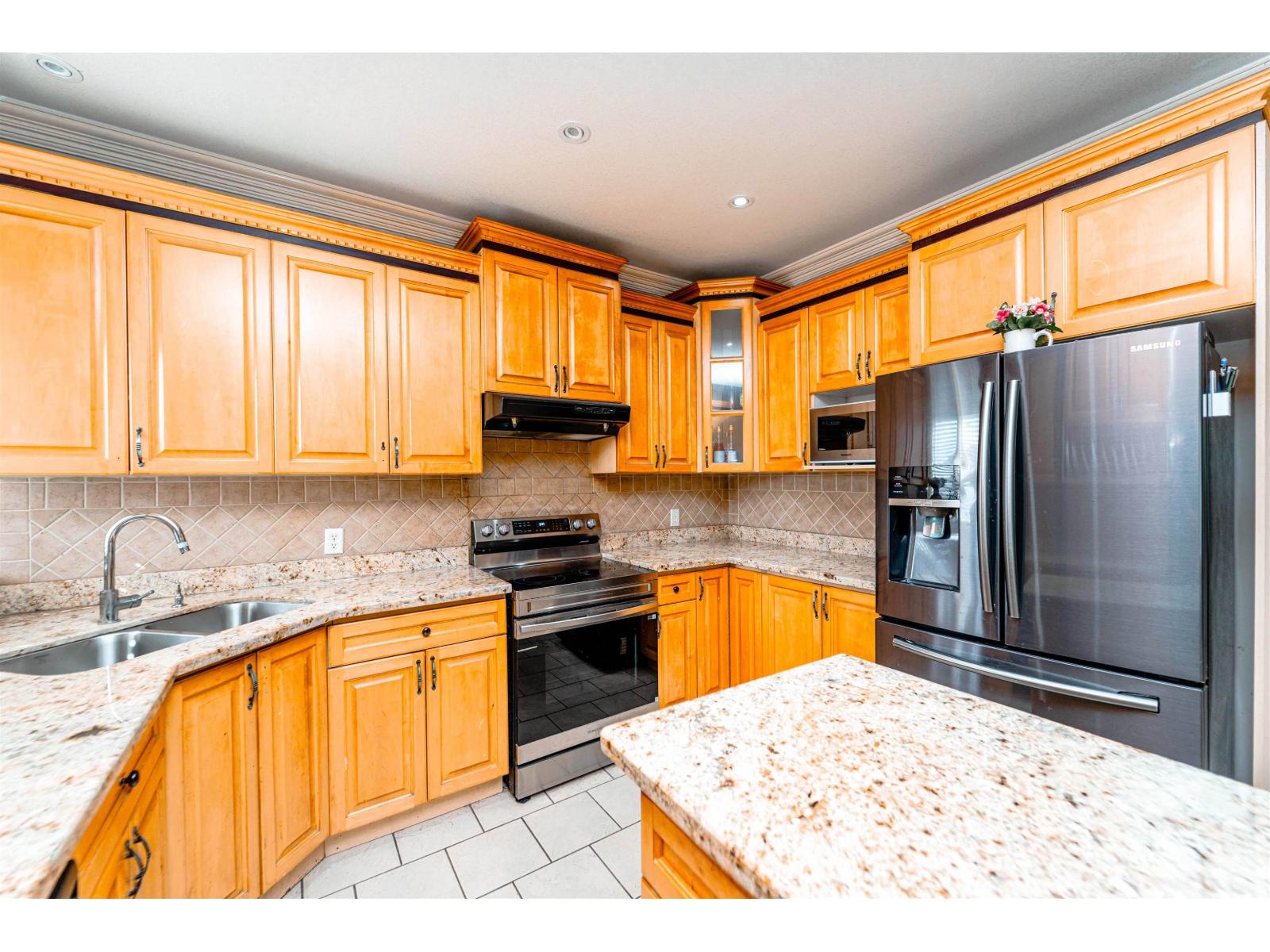 30580 Garnet Place Property Photo 12