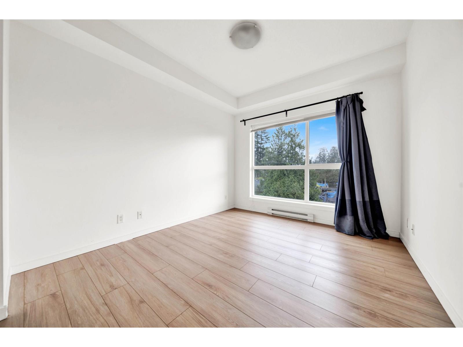 437 13733 107a Avenue Property Photo 11