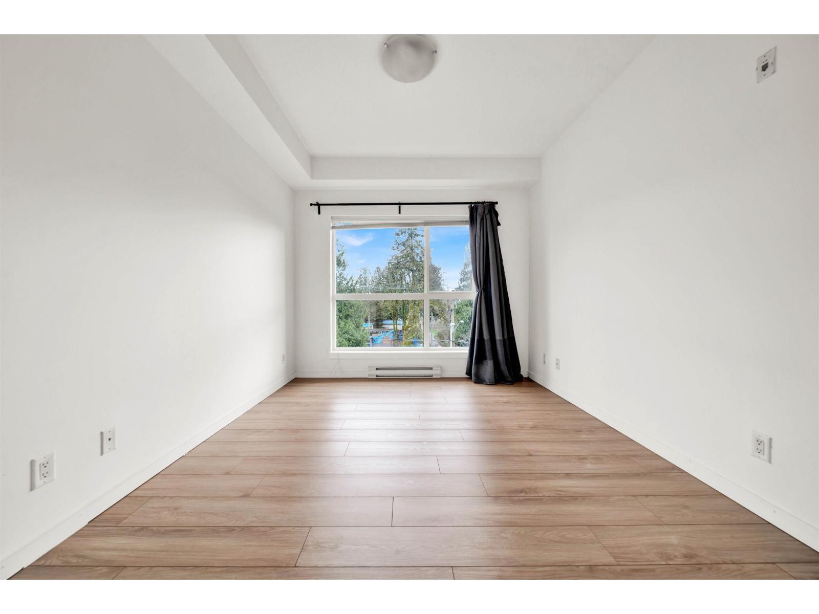 437 13733 107a Avenue Property Photo 14
