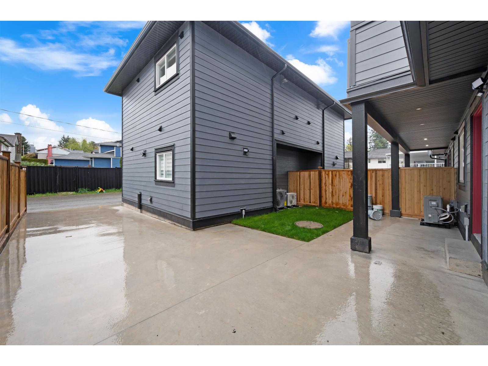 102 10432 128 Street Property Photo 6