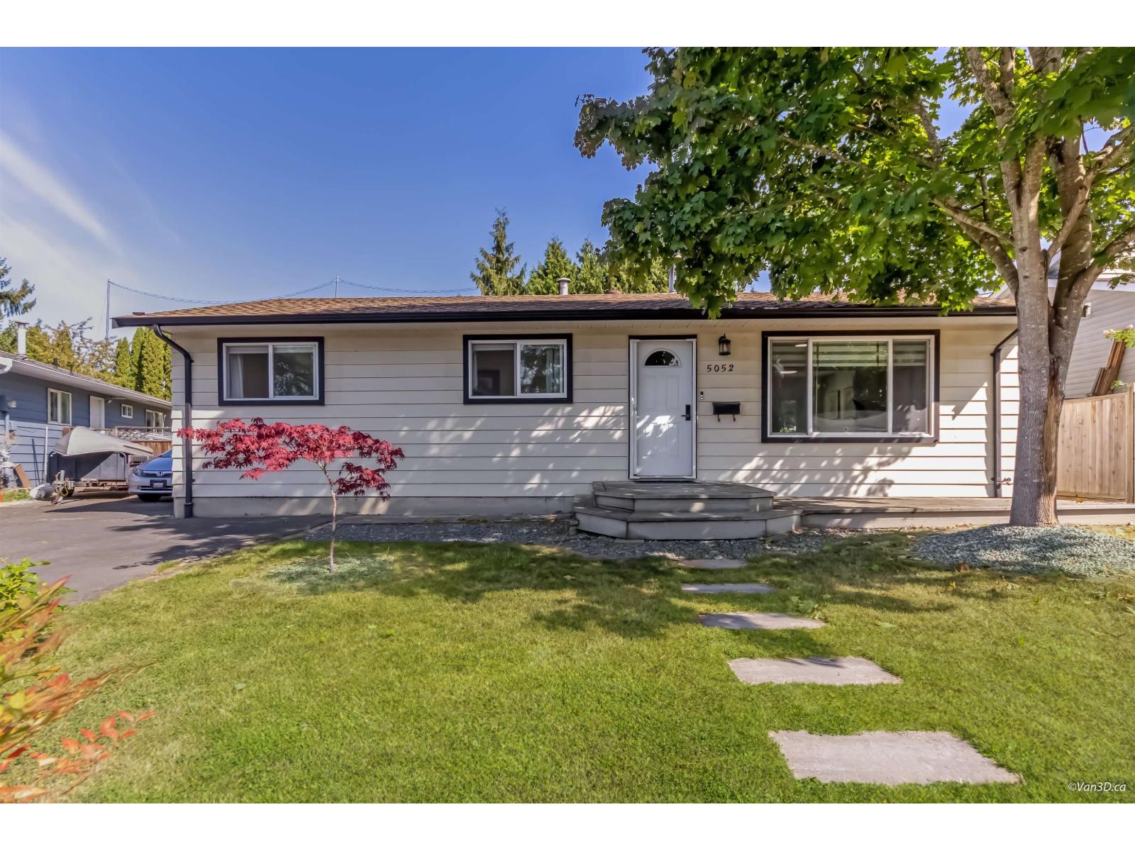 5052 205b Street Property Photo 3