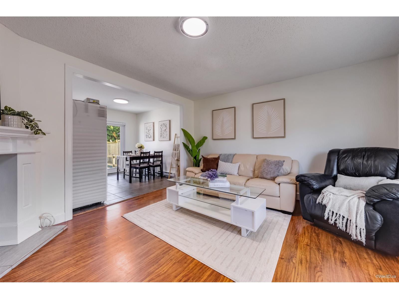 5052 205b Street Property Photo 4