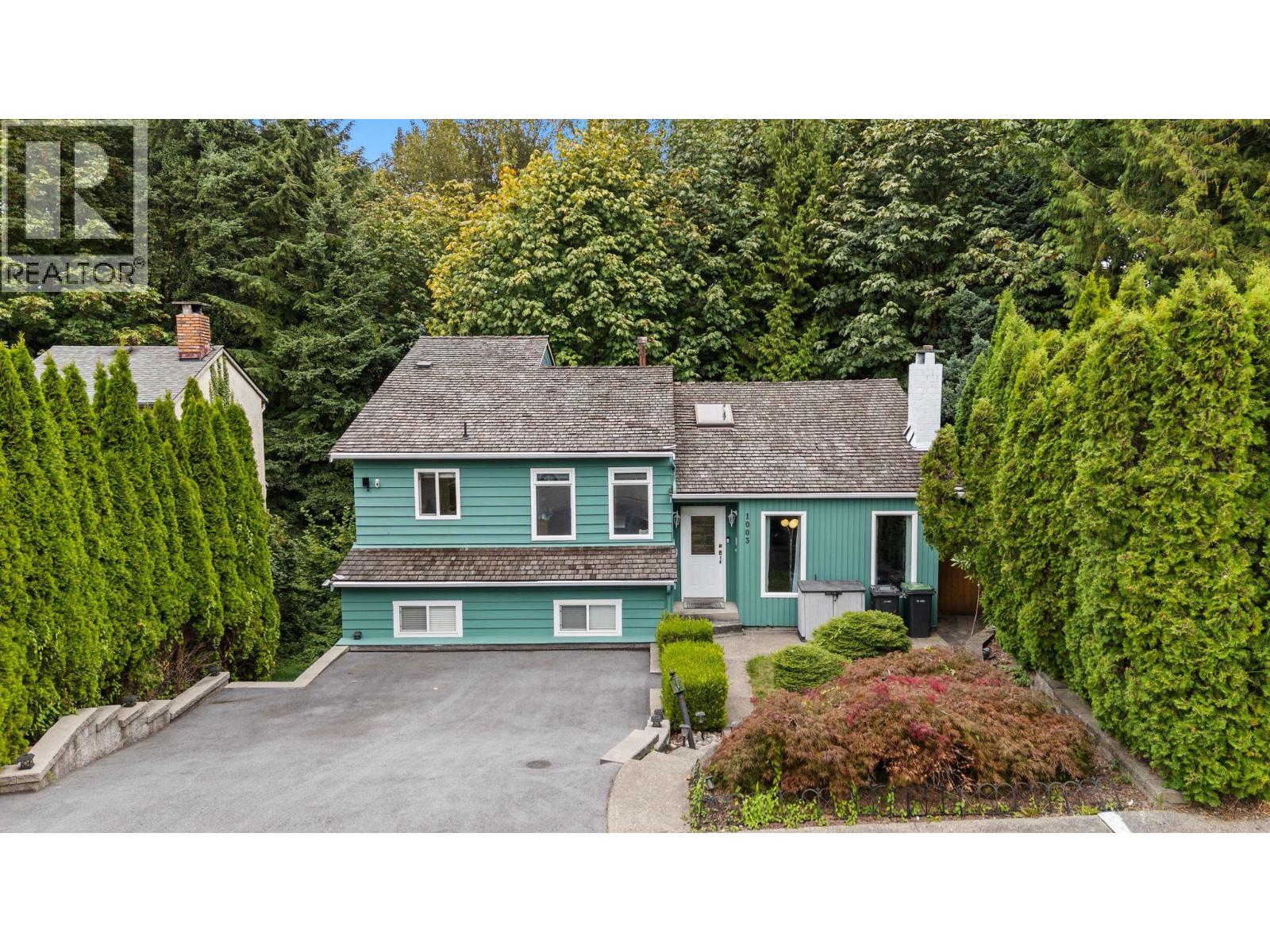 1003 Windward Drive Property Photo 1