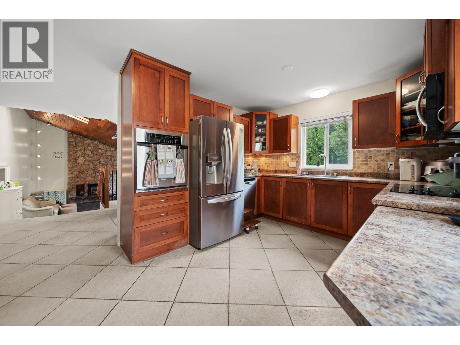 1003 Windward Drive Property Photo 5