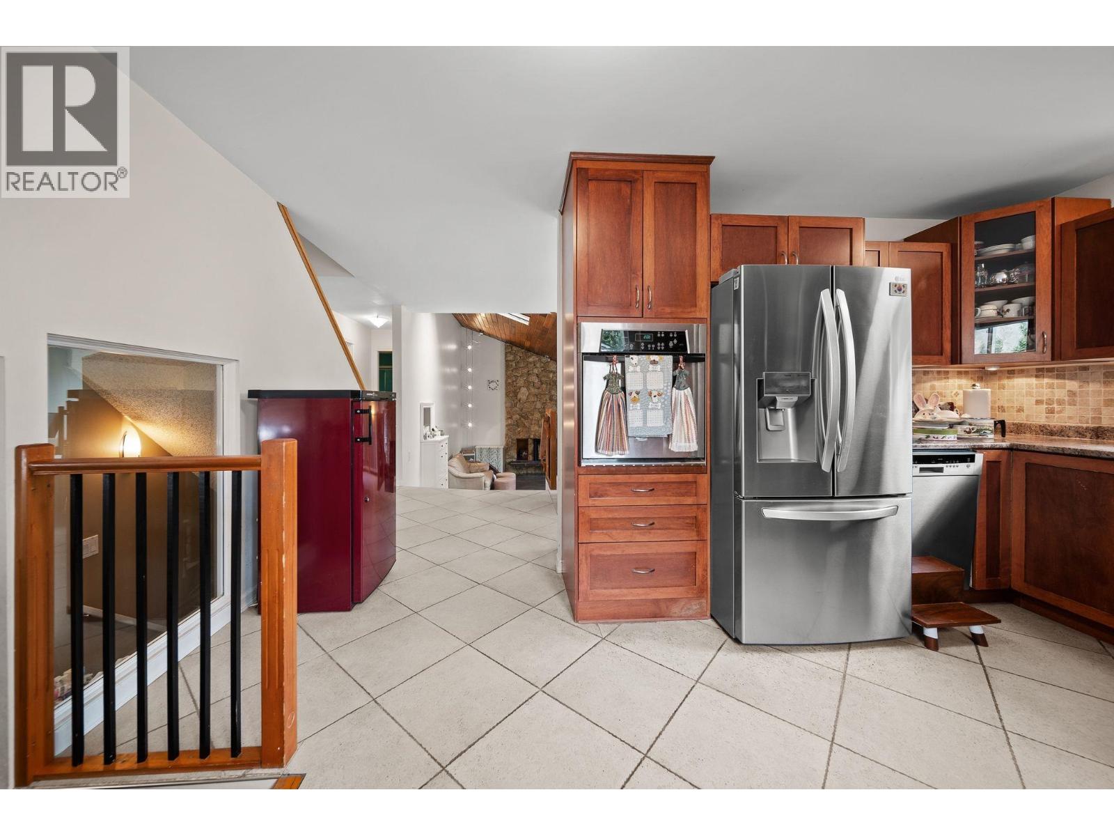 1003 Windward Drive Property Photo 8