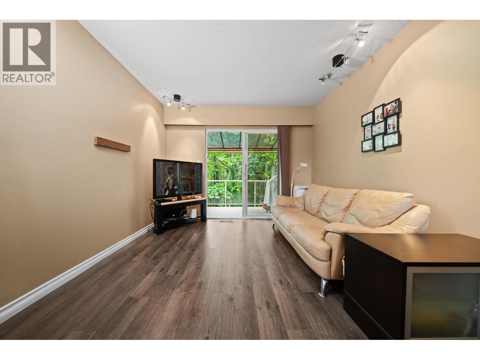 1003 Windward Drive Property Photo 22
