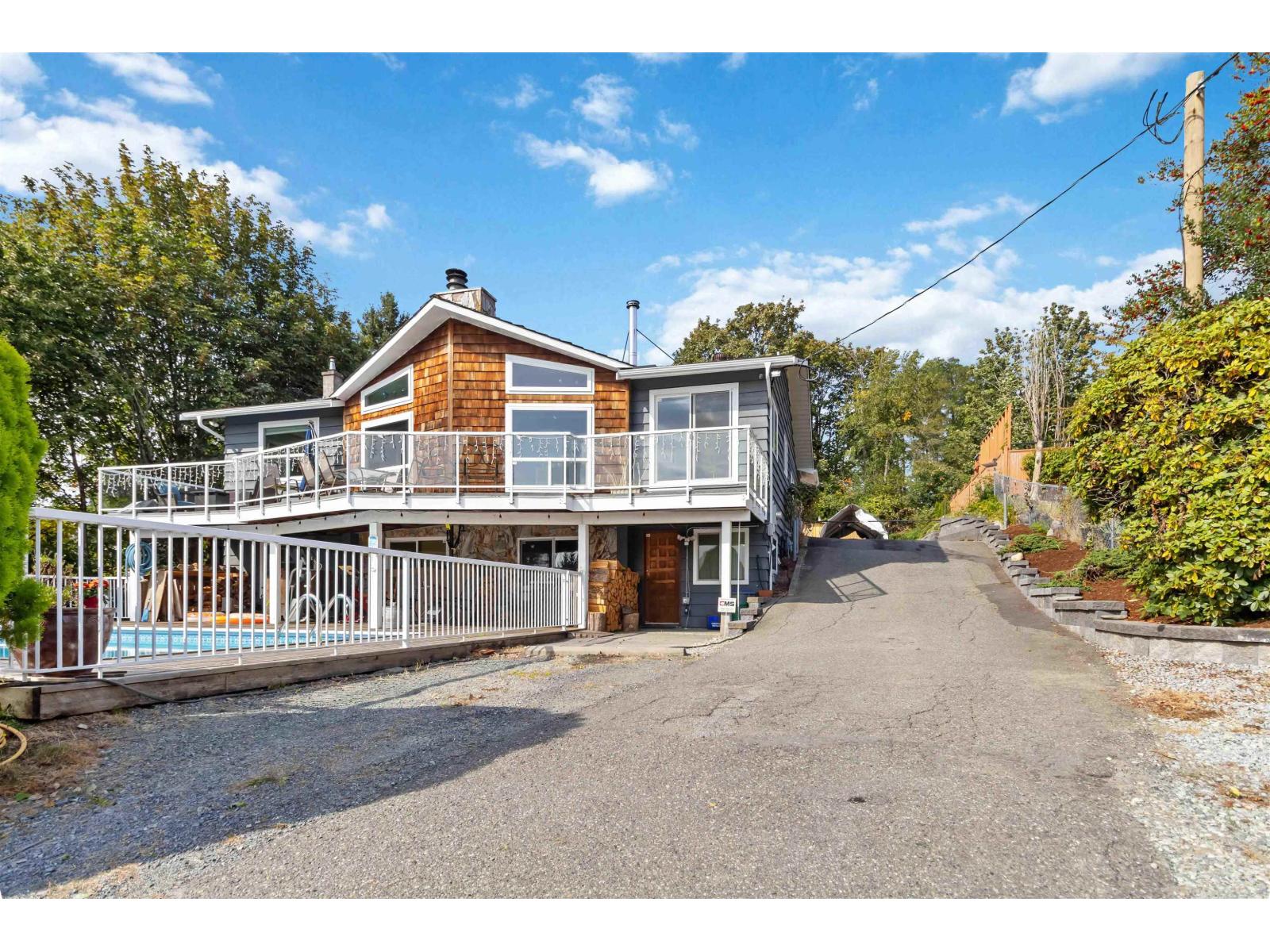 33017 14th Avenue Property Photo 1