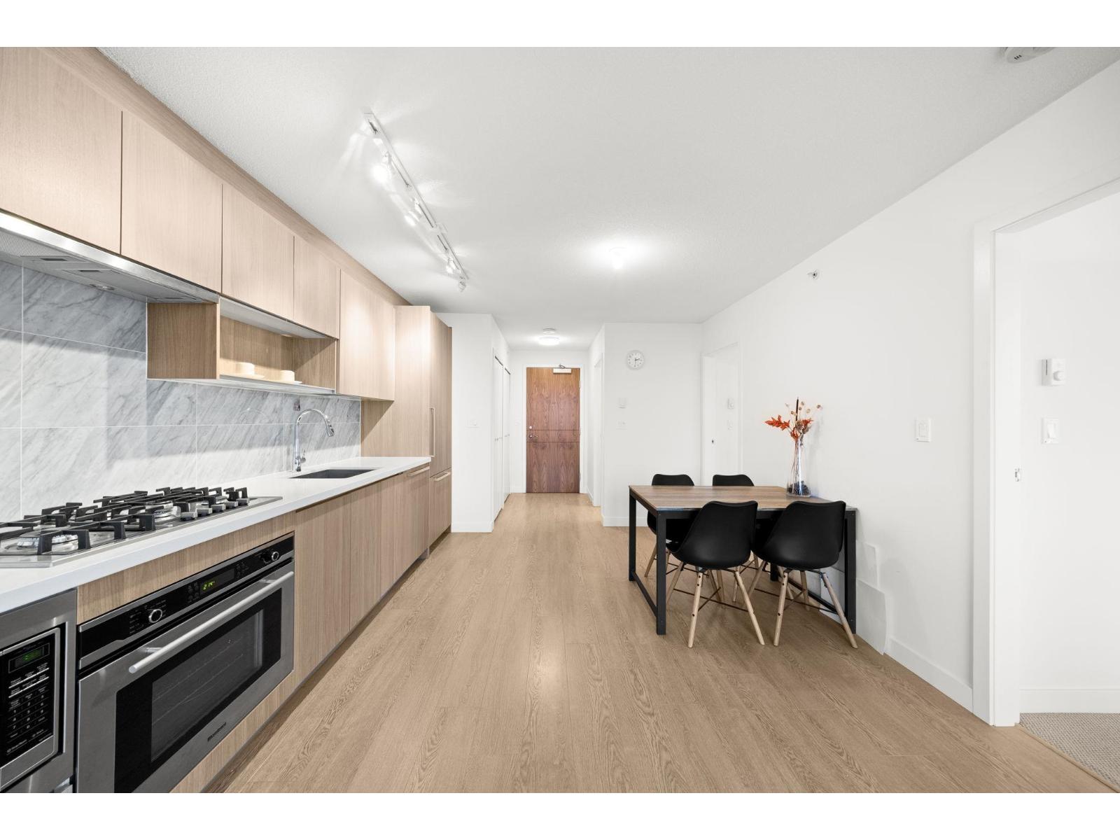 3209 13696 100 Avenue Property Photo 5