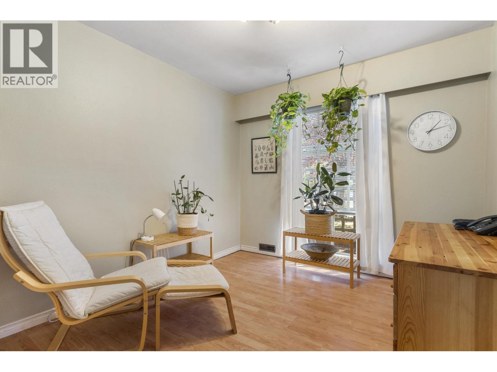 5439 River Road Property Photo 22