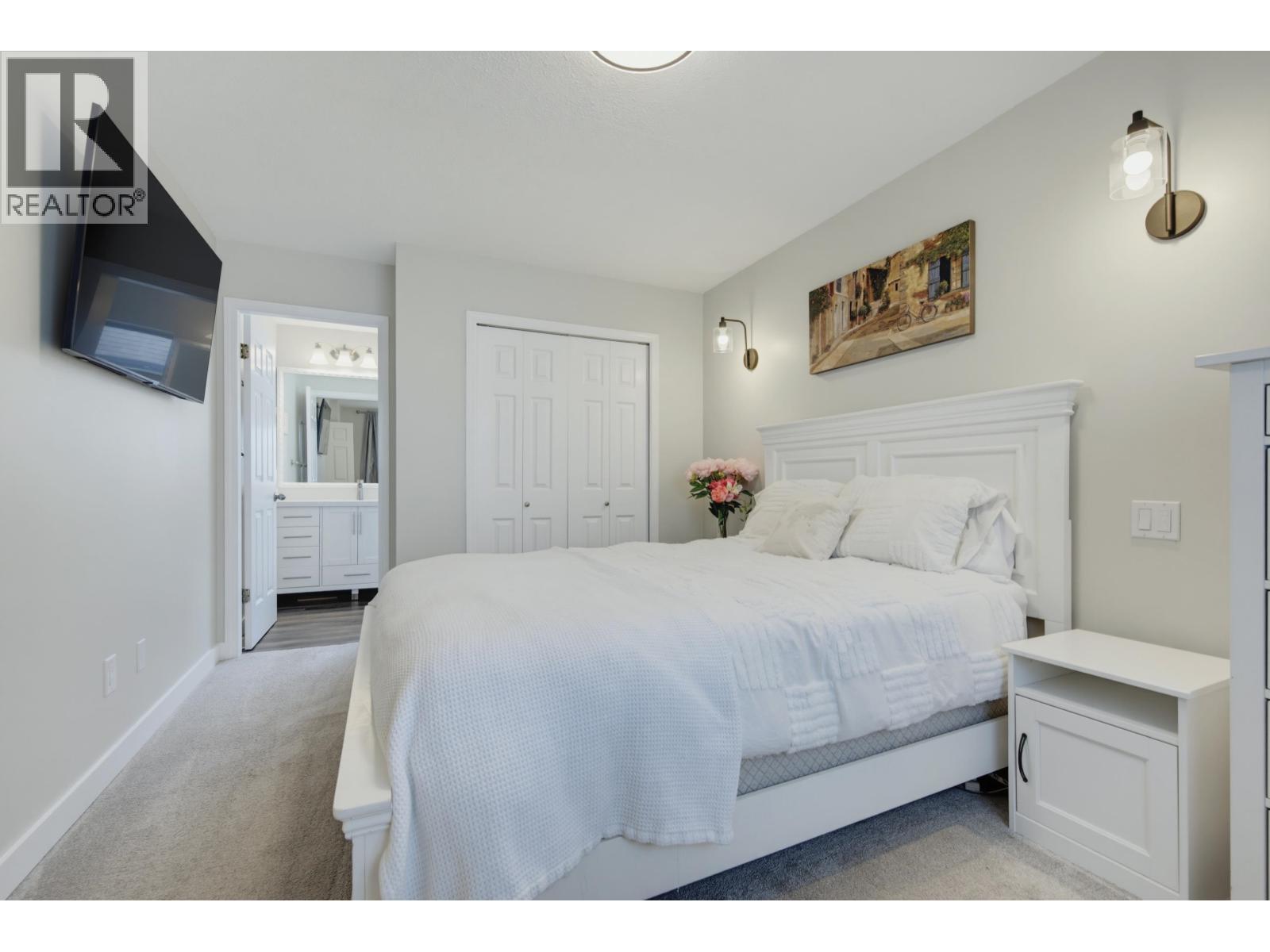 4 4890 48 Avenue Property Photo 17