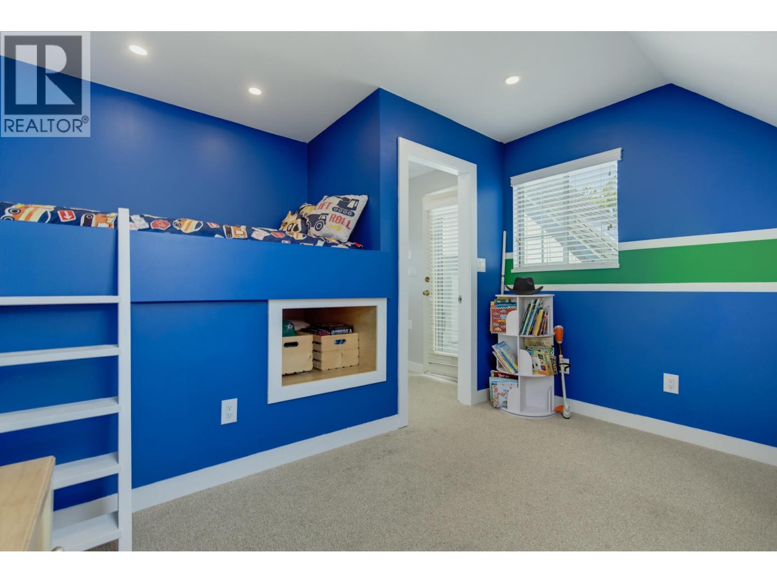 4 4890 48 Avenue Property Photo 22
