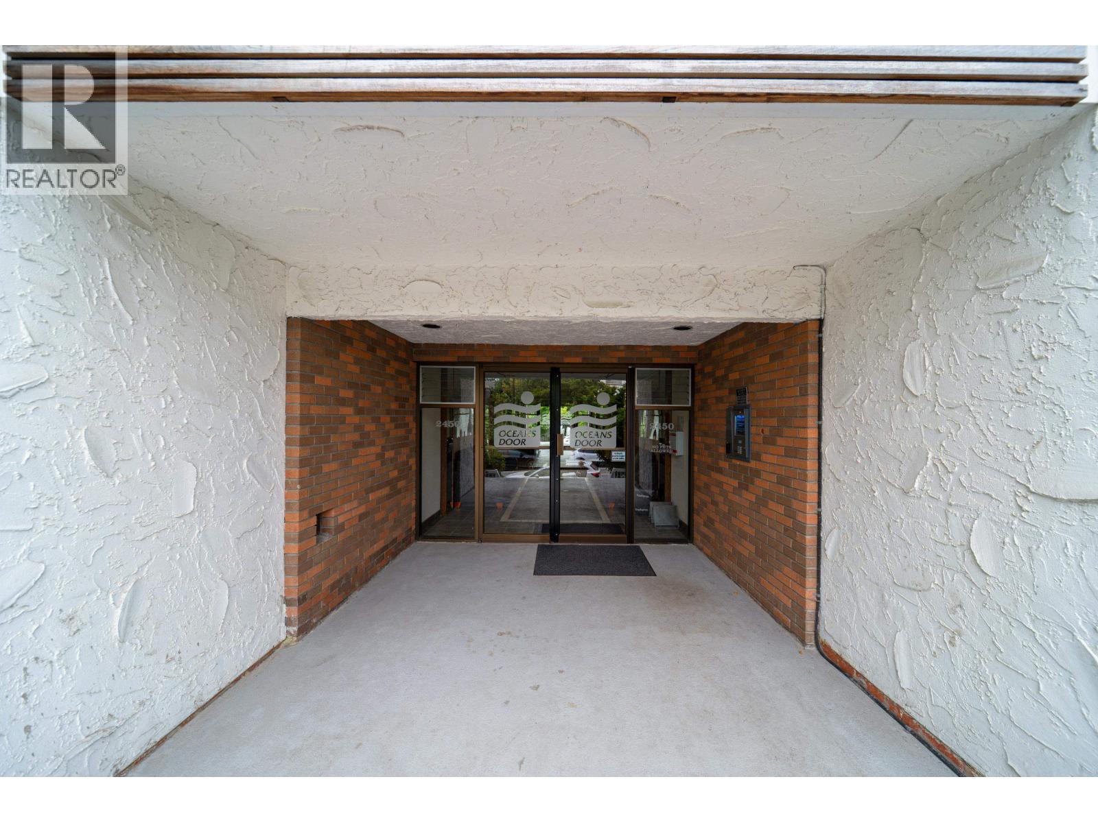 303 2450 Cornwall Avenue Property Photo 37