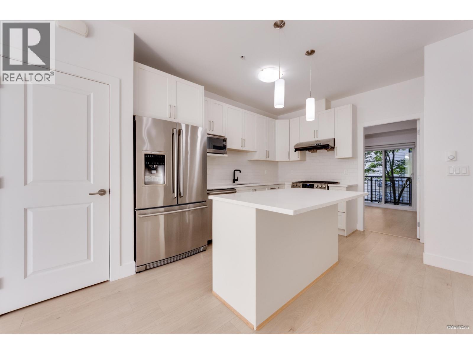 5835 Wales Street Property Photo 5