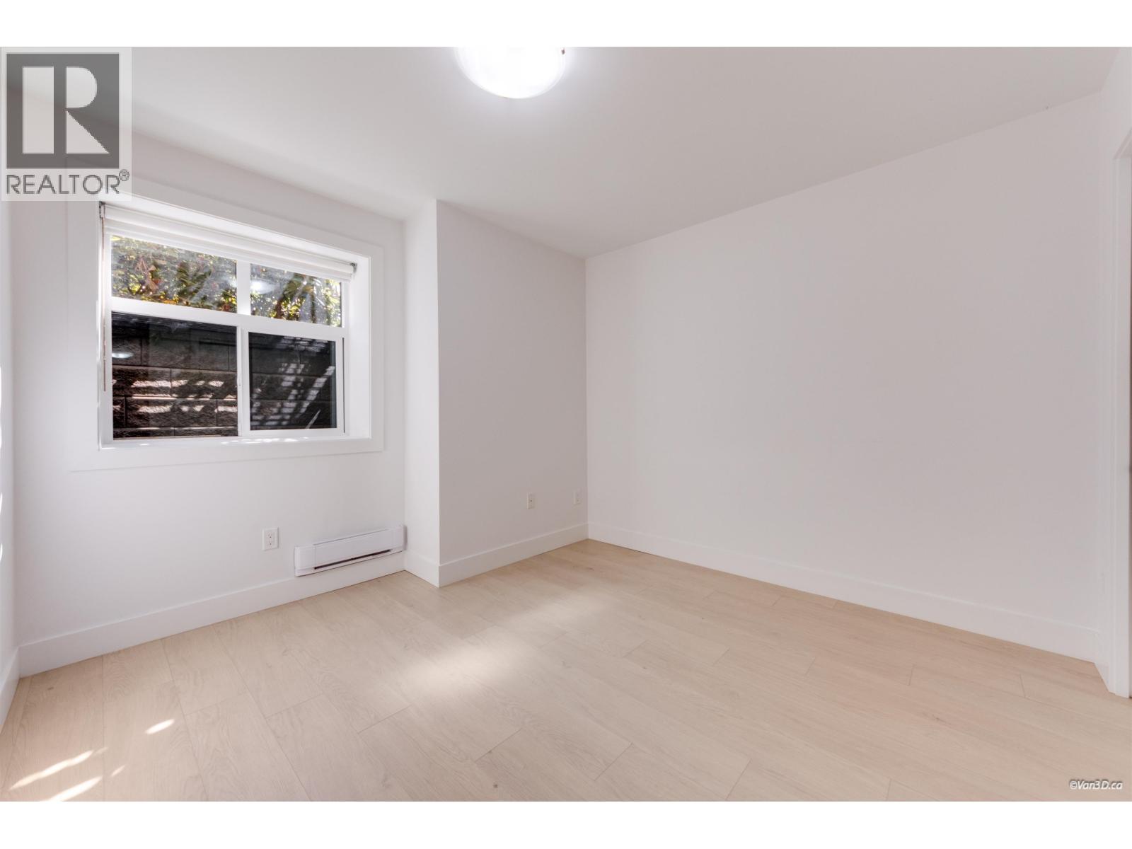 5835 Wales Street Property Photo 18