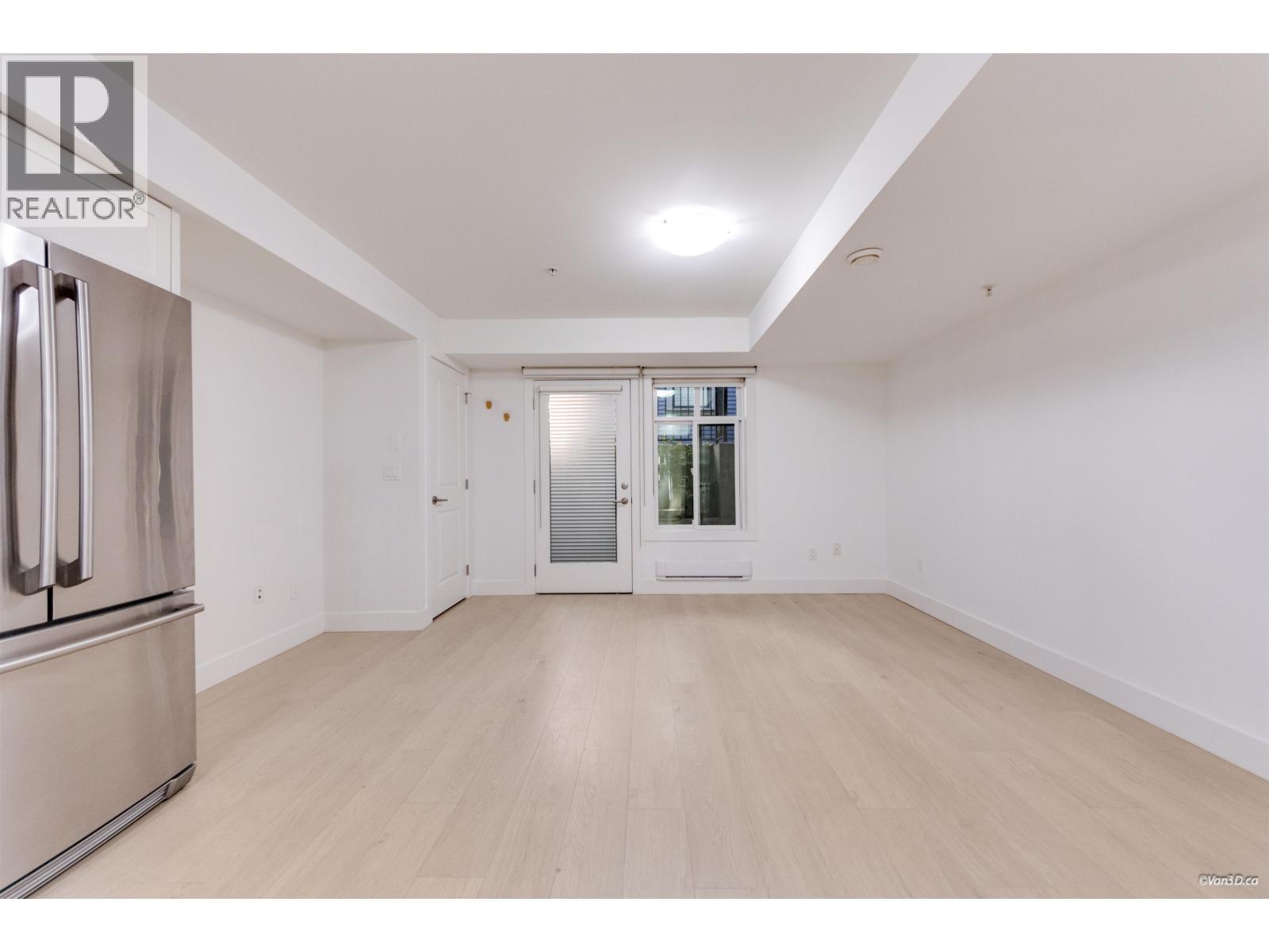 5835 Wales Street Property Photo 24