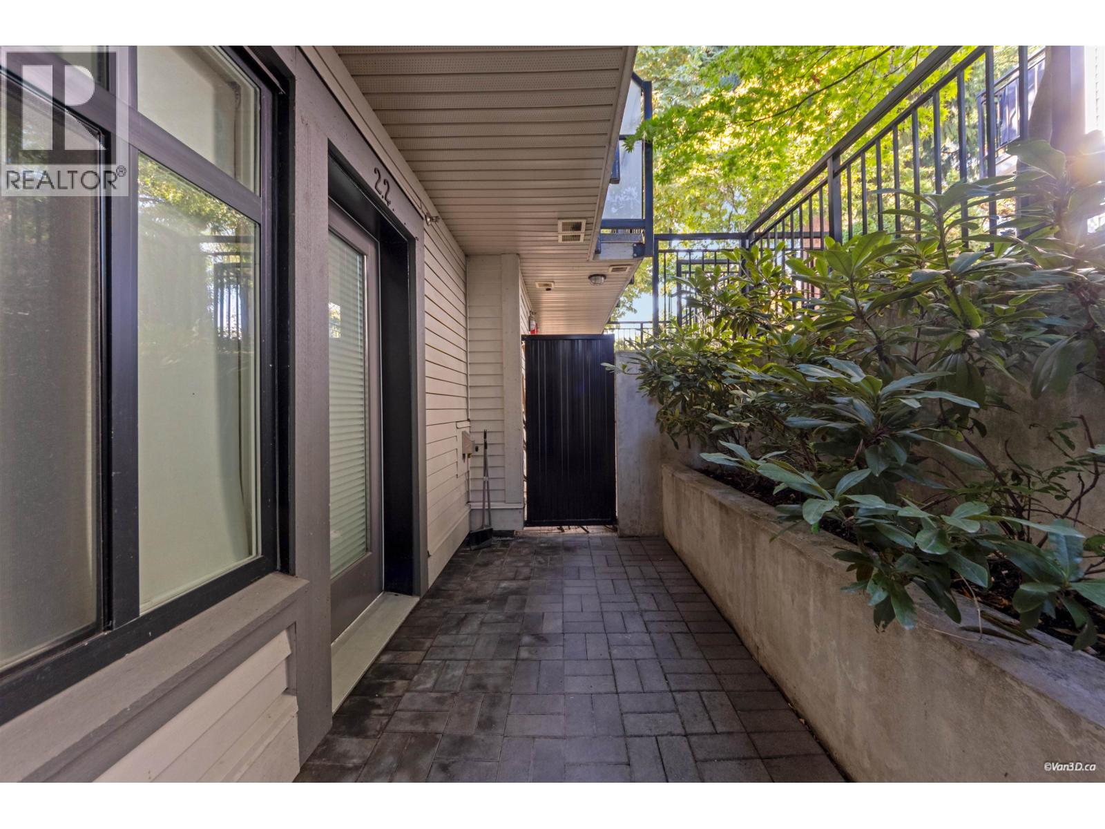 5835 Wales Street Property Photo 32