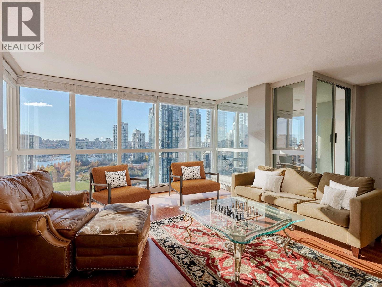 1703 212 Davie Street Property Photo 1