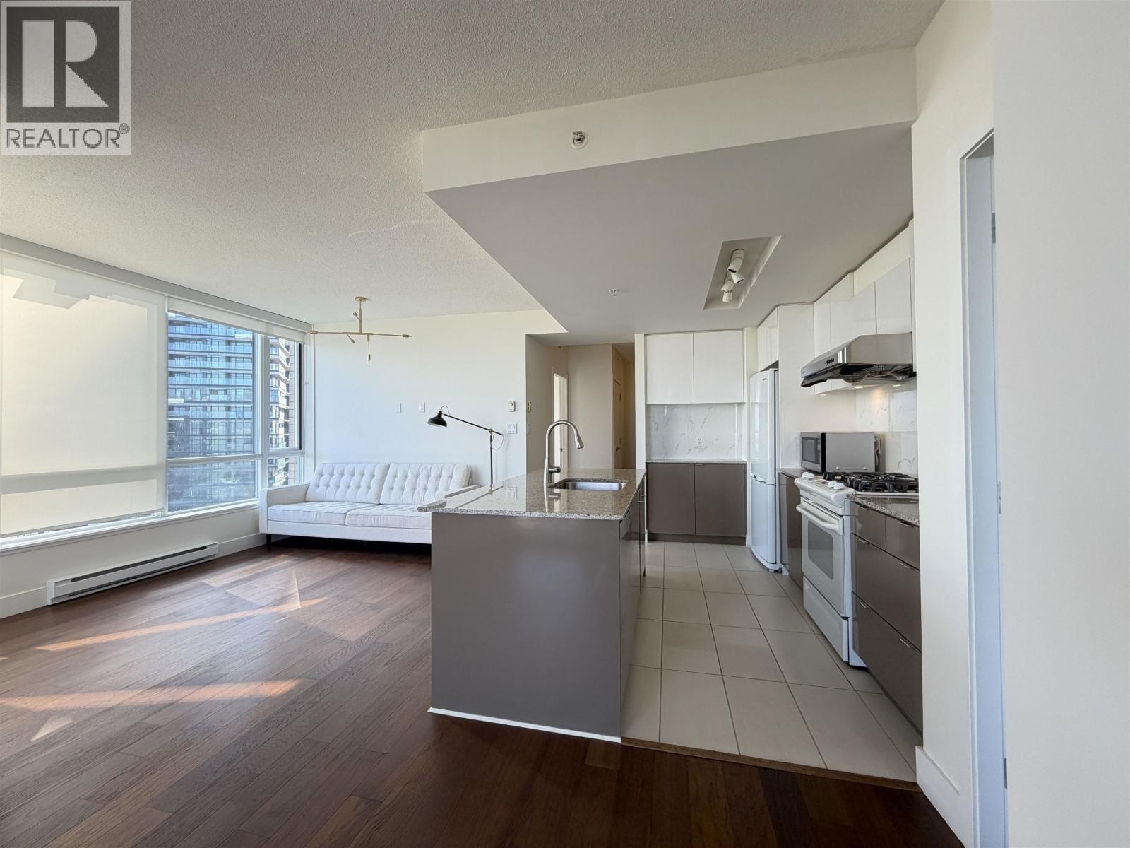1906 4808 Hazel Street Property Photo 9