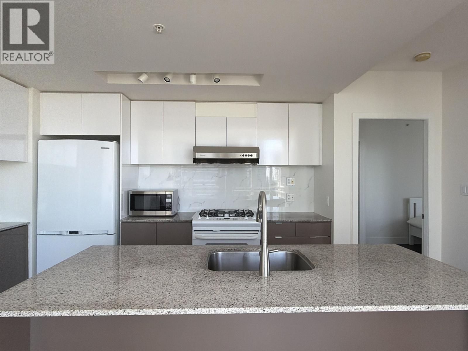 1906 4808 Hazel Street Property Photo 12