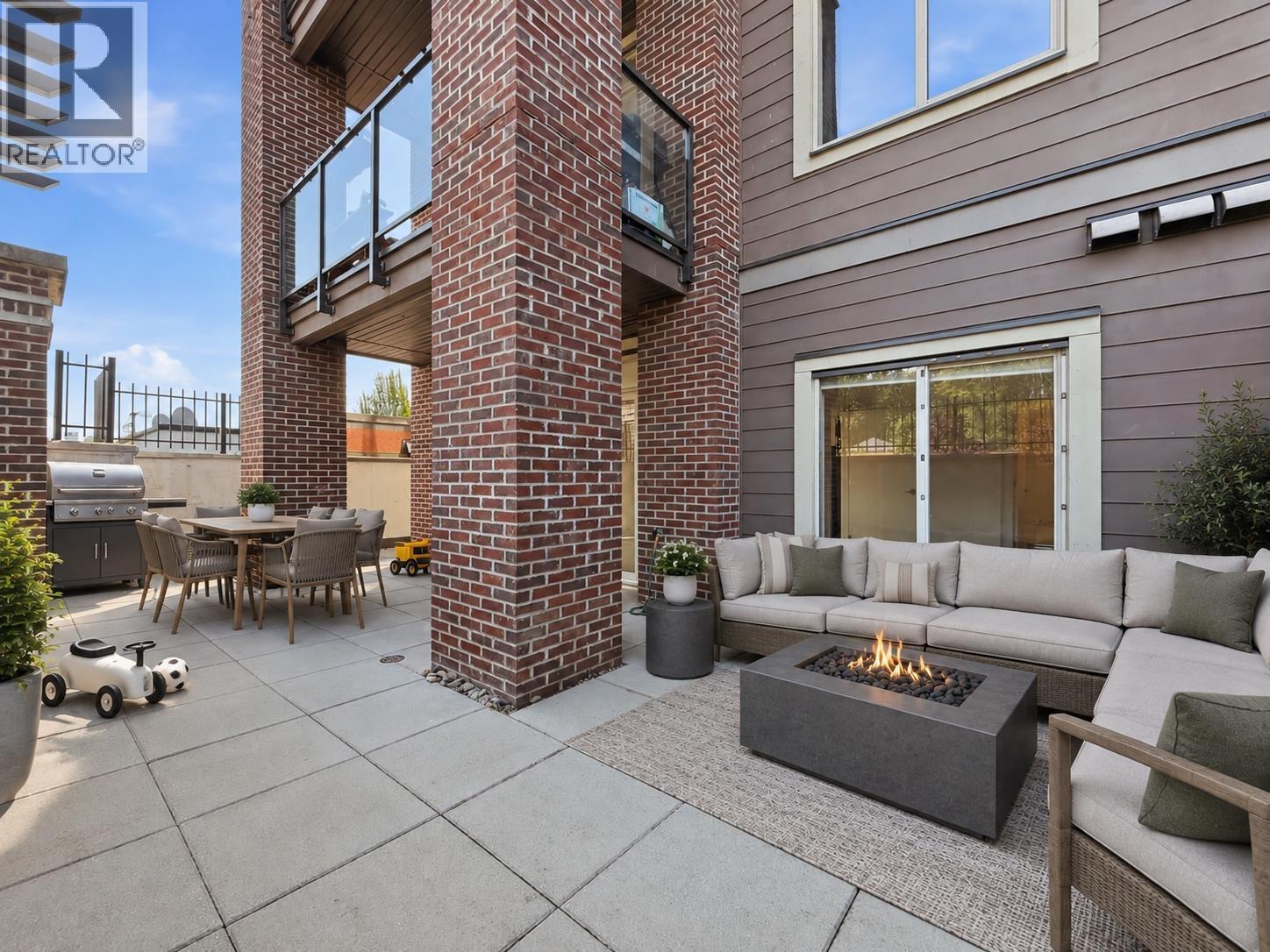 204 1273 Marine Drive Property Photo 13