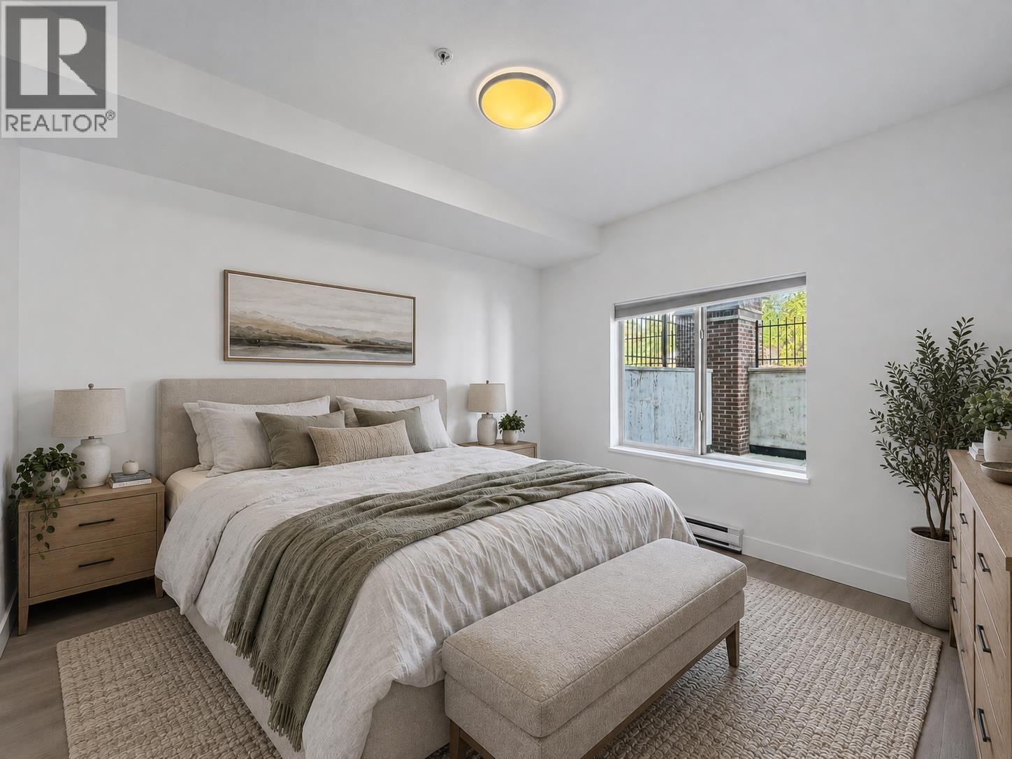 204 1273 Marine Drive Property Photo 16