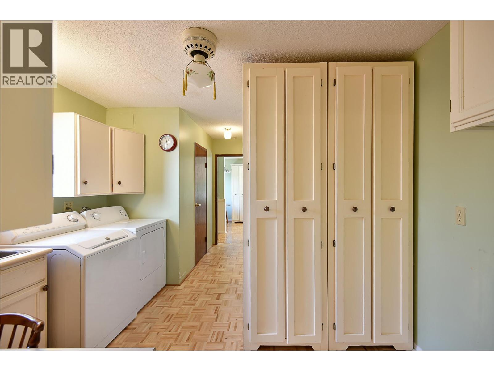5749 Surf Circle Property Photo 5