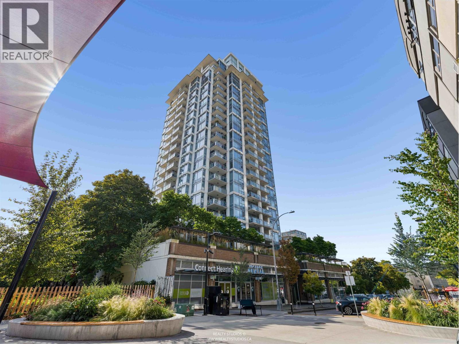 2006 608 BELMONT STREET Property Photo 1