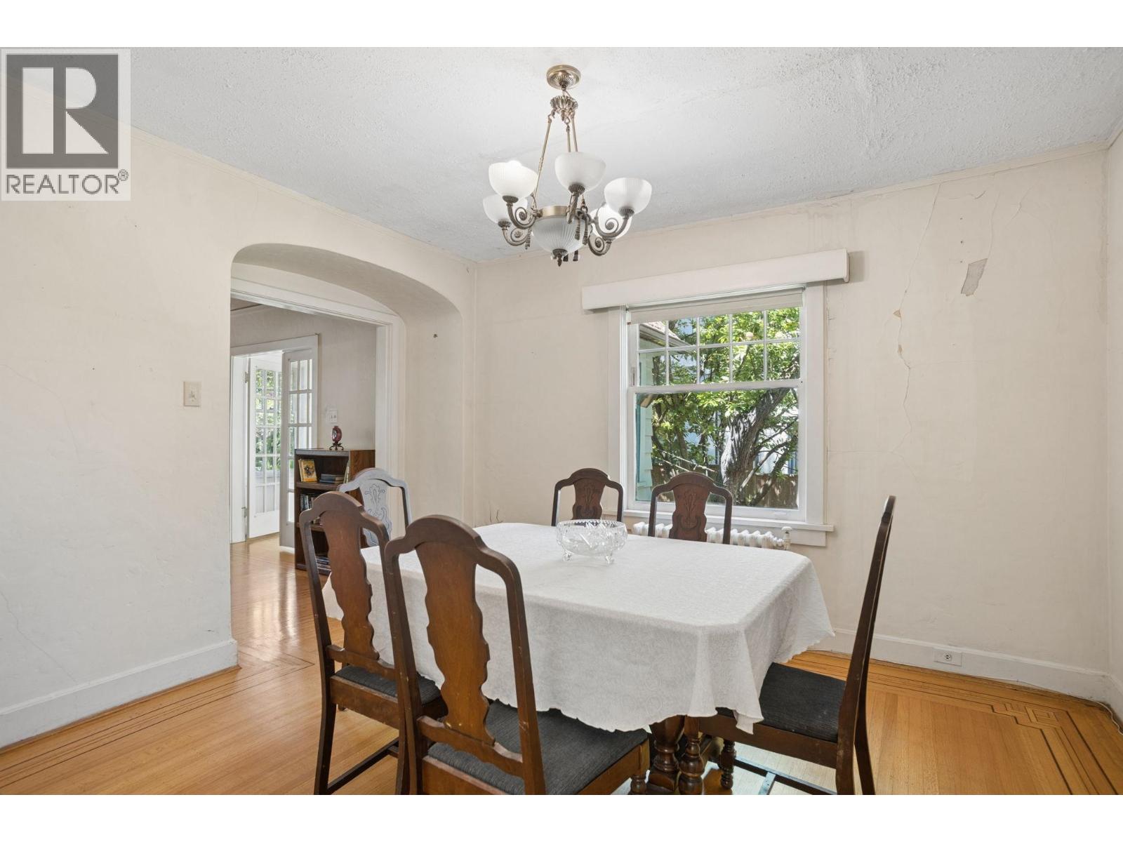 1844 Acadia Road Property Photo 6