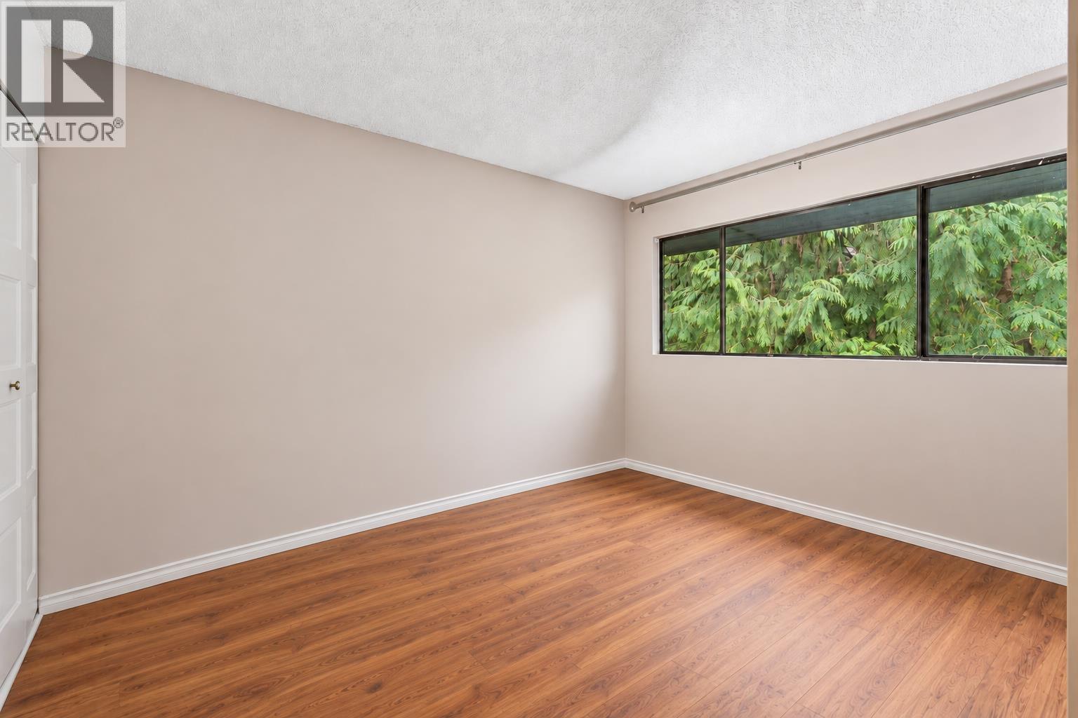 834 Hendecourt Road Property Photo 18
