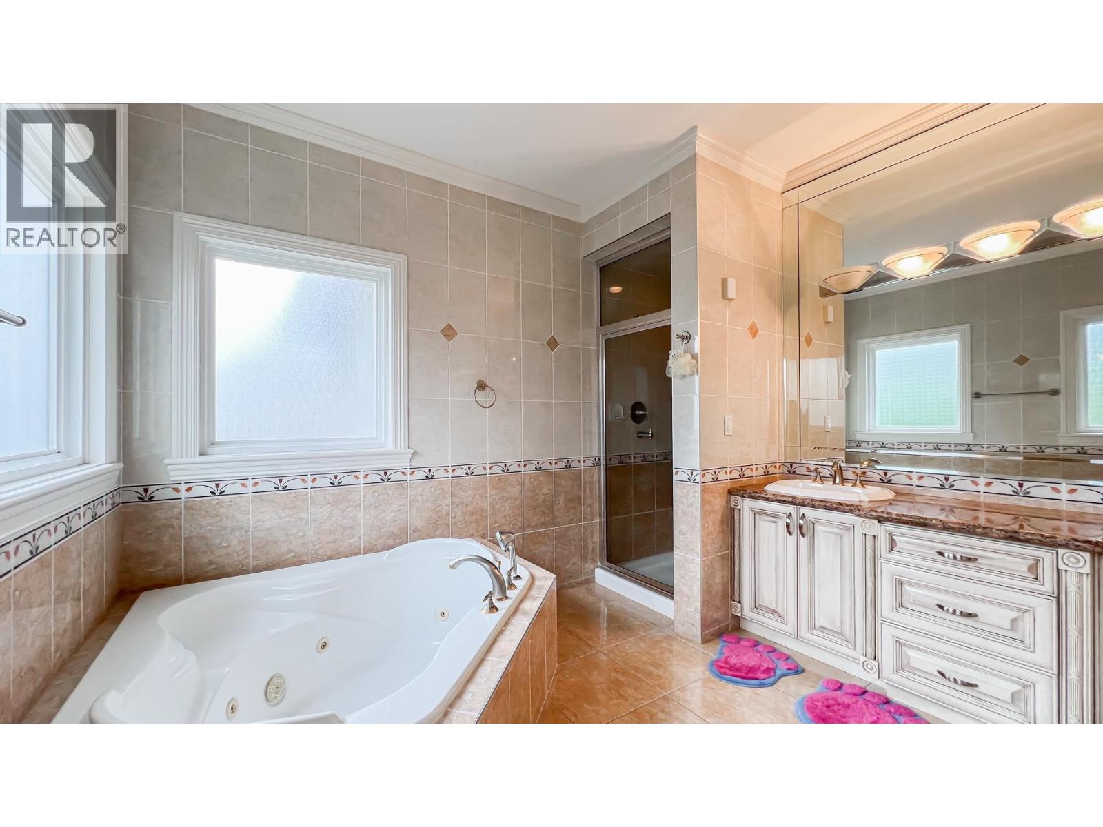 6571 Chatsworth Road Property Photo 24