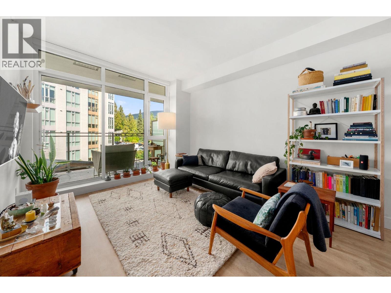 405 2385 Emery Court Property Photo 1
