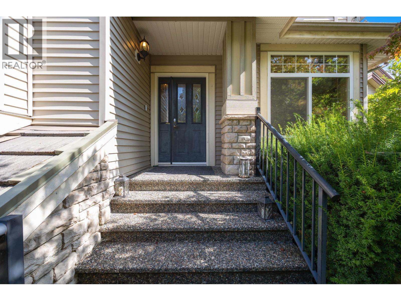 115 Eagle Pass Property Photo 4