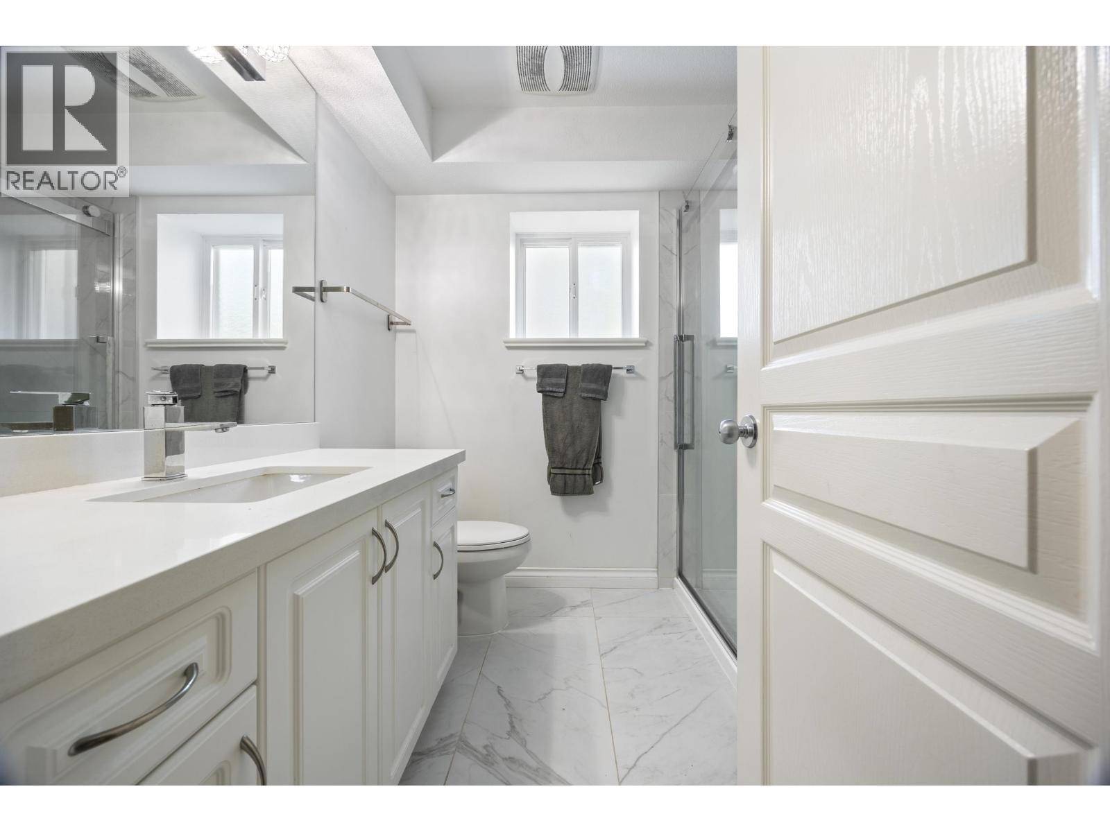115 Eagle Pass Property Photo 35