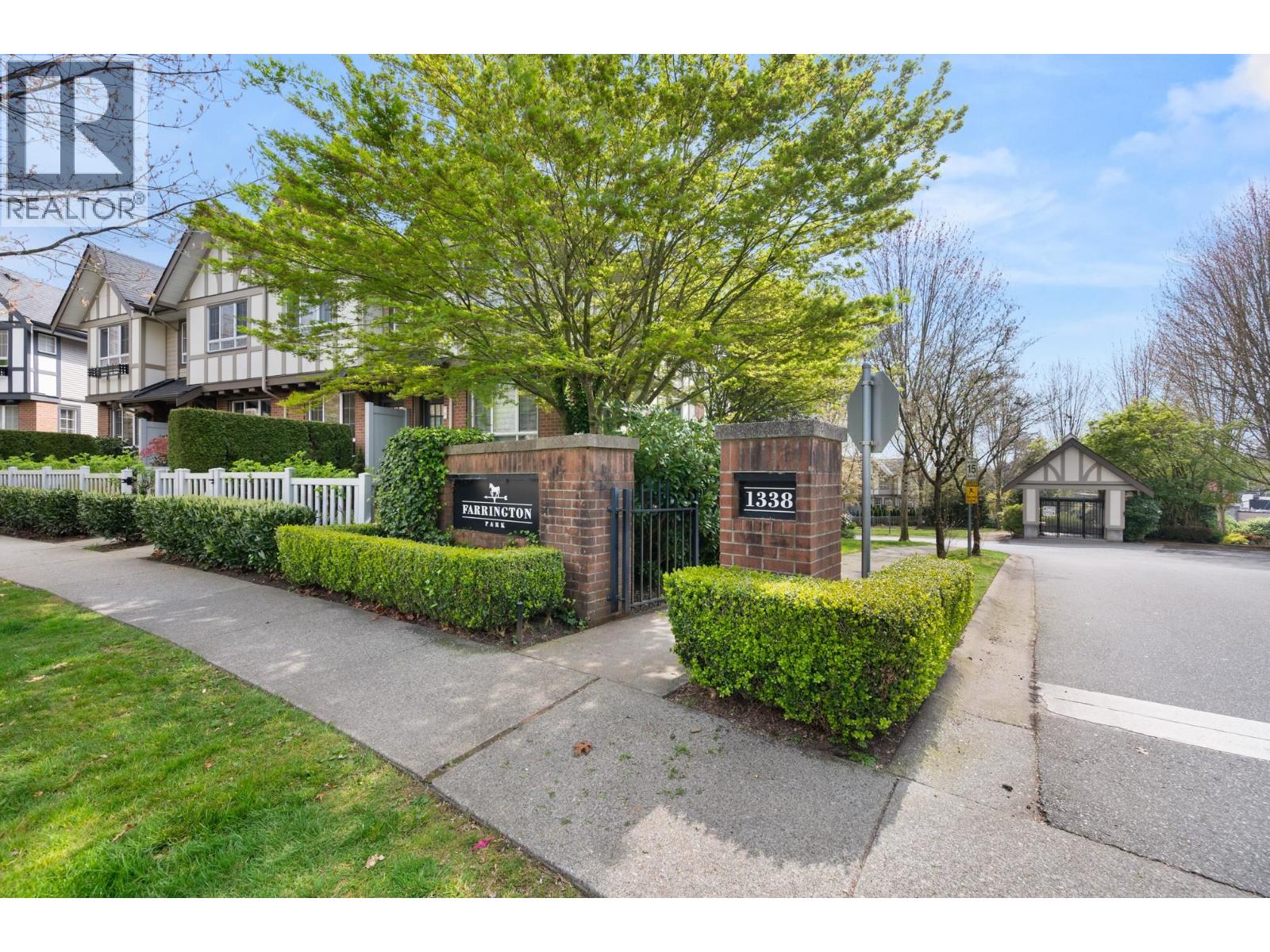 27 1338 HAMES CRESCENT Property Photo 1