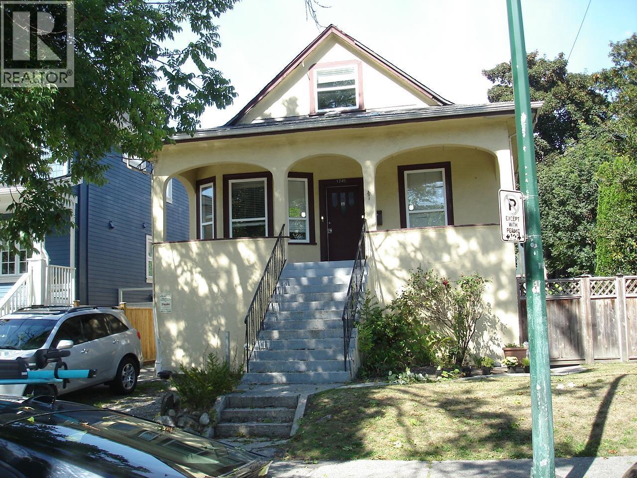 1745 Graveley Street Property Photo 1