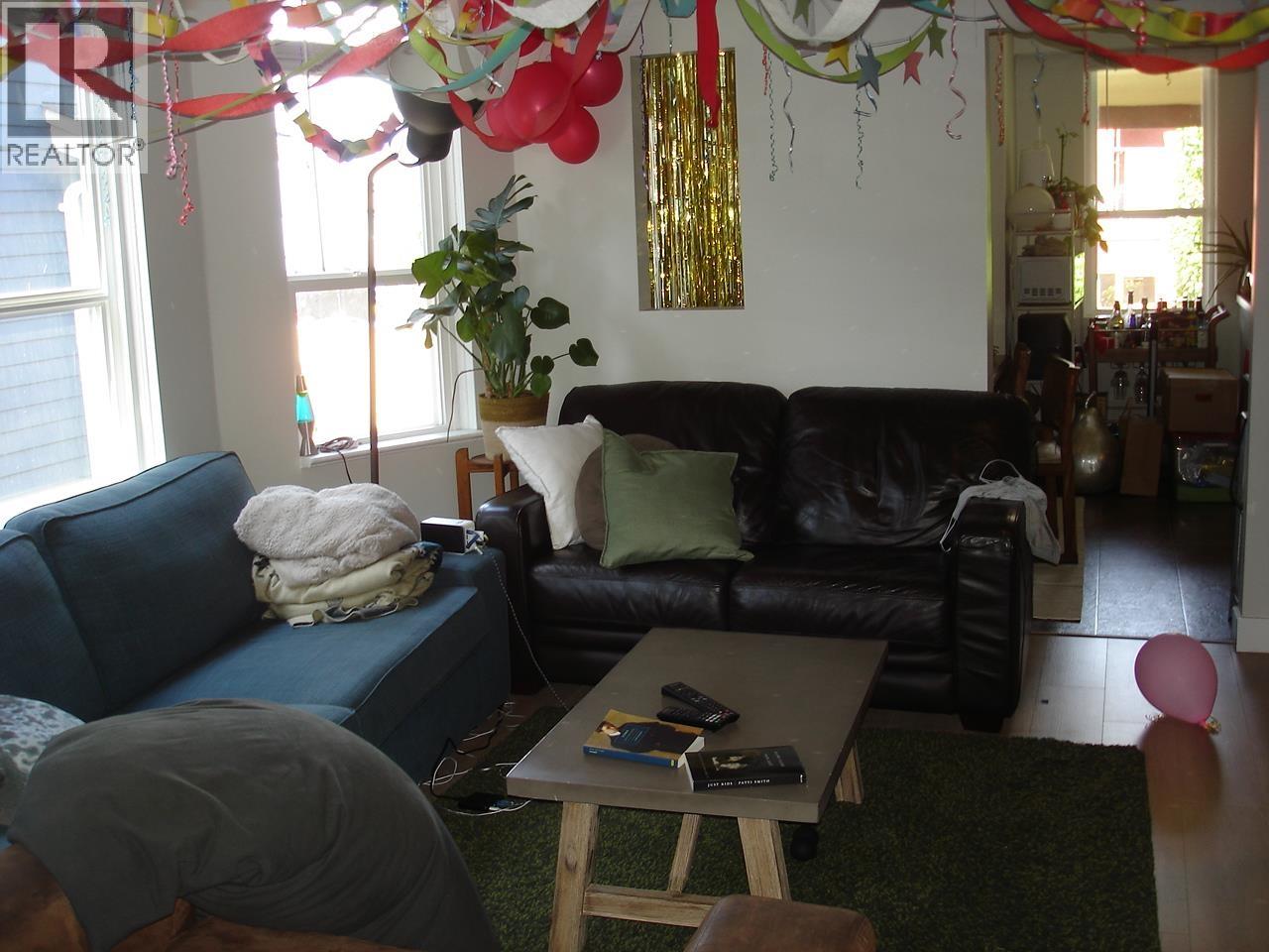 1745 Graveley Street Property Photo 3