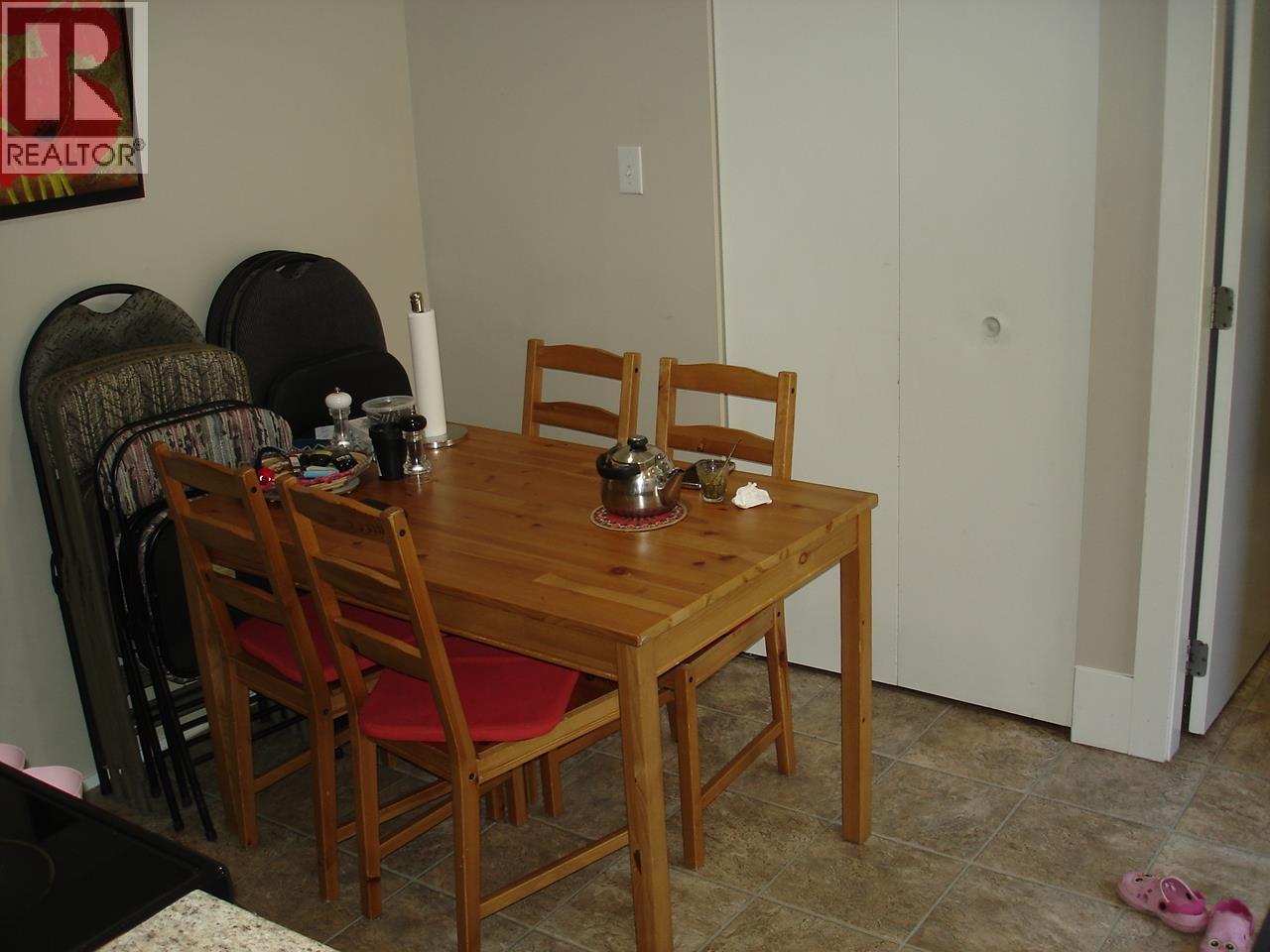 1745 Graveley Street Property Photo 27