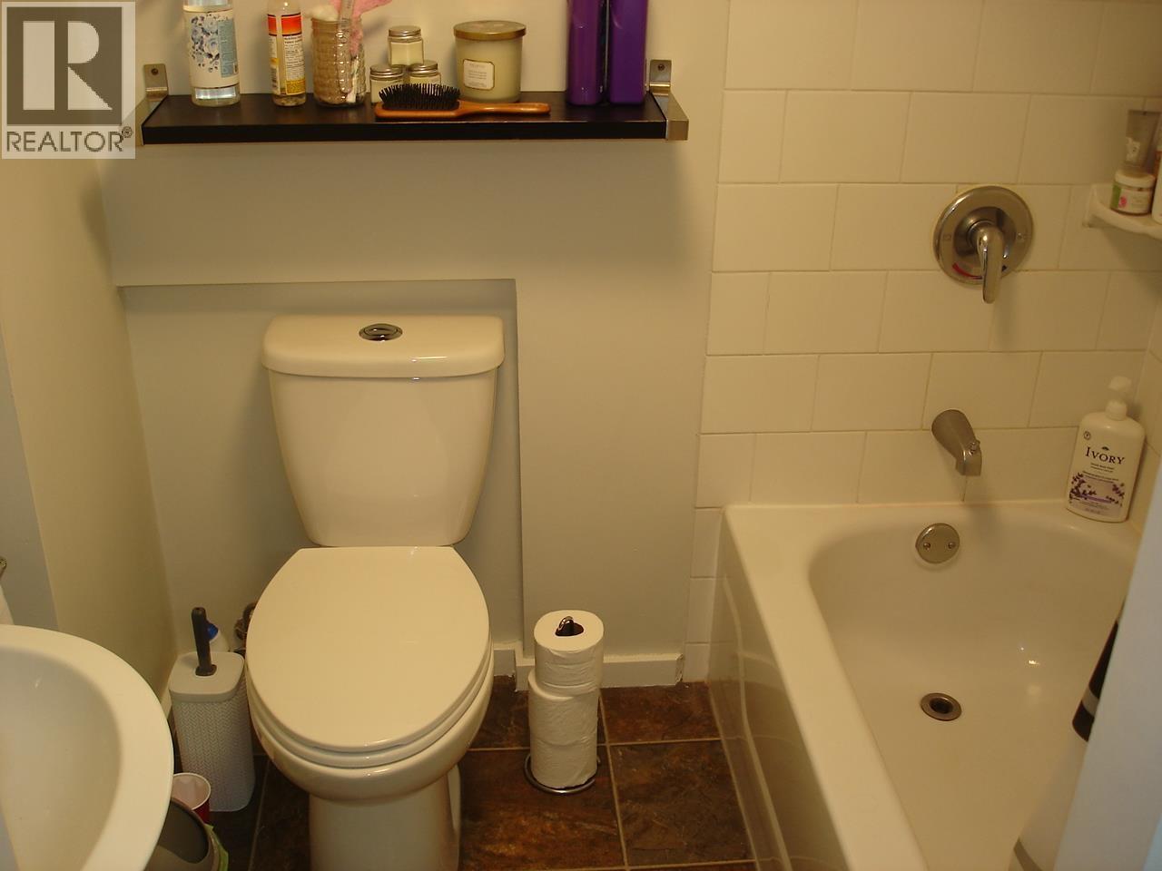 1745 Graveley Street Property Photo 31
