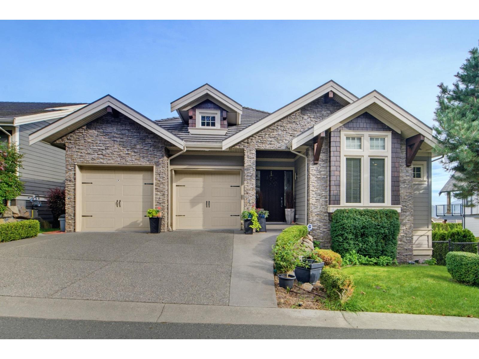 6 35520 MAHOGANY DRIVE Property Photo 1